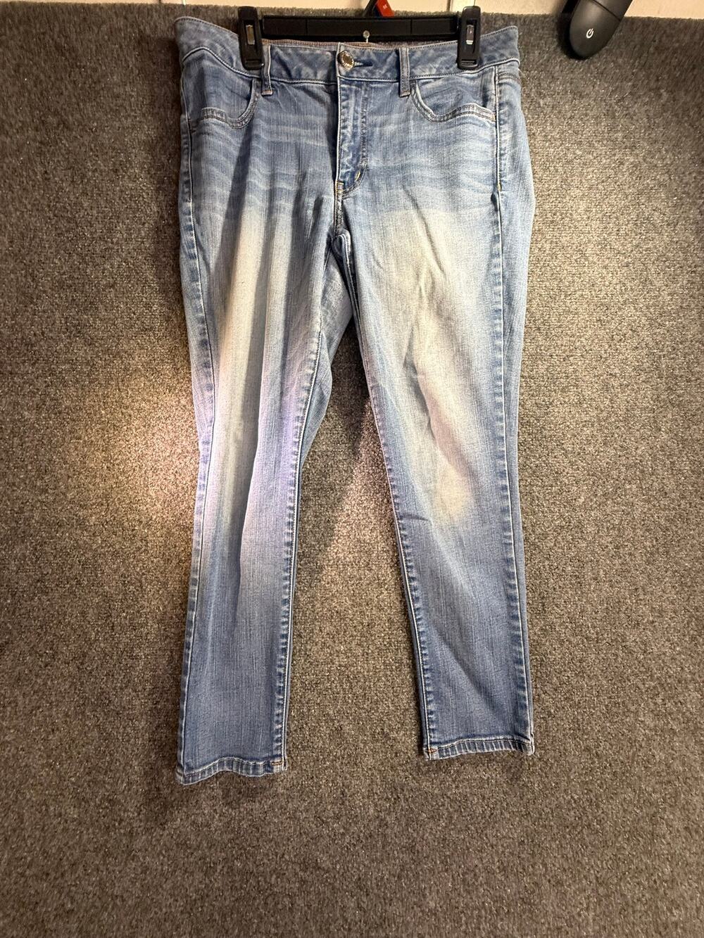 American Eagle Women's Blue 5-Pocket Super Stretch Jegging Jeans Size 12 Short